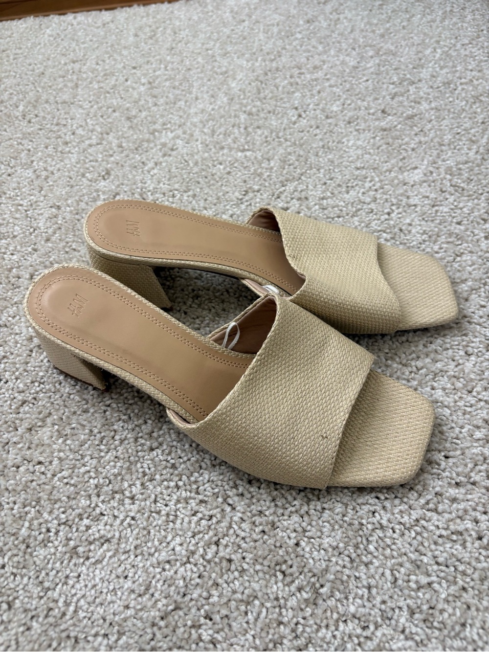 H&M Beige Textured Slide Block Heels